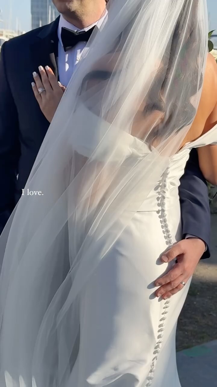 Your wedding photos and videos are more than just media, they are a celebration of love, dreams, and a beautiful promise. As you look back at them in years to come, may they remind you of the joy and commitment you felt on this perfect day. 💖
.
Now booking for 2025 ✨ 📆 🖊️
.
#weddingcontentcreator #weddingbts #weddingsandiego #sdwedding #sdcontentcreators #weddinginspo #2025brides #stylemeprettyweddings #weddingstyle
#TimelessLove #WeddingDay #LoveCaptured #JoyfulMoments #InspiringLove