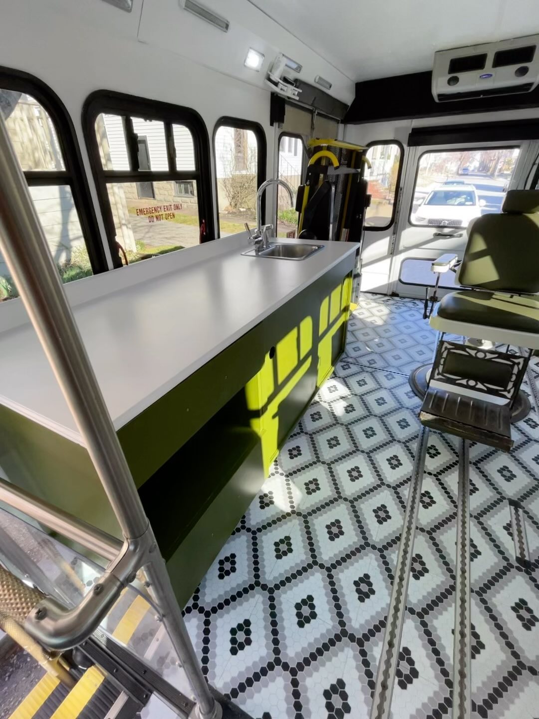 Not quite there yet, but it’s starting to snap together. Counter and sink are there for representation but are not done just yet. More to go, but now you can all see what has been in my head all these years.
#mobilebarber #skoolie #busconversion #vanlife #barber #boston #bostonbarber