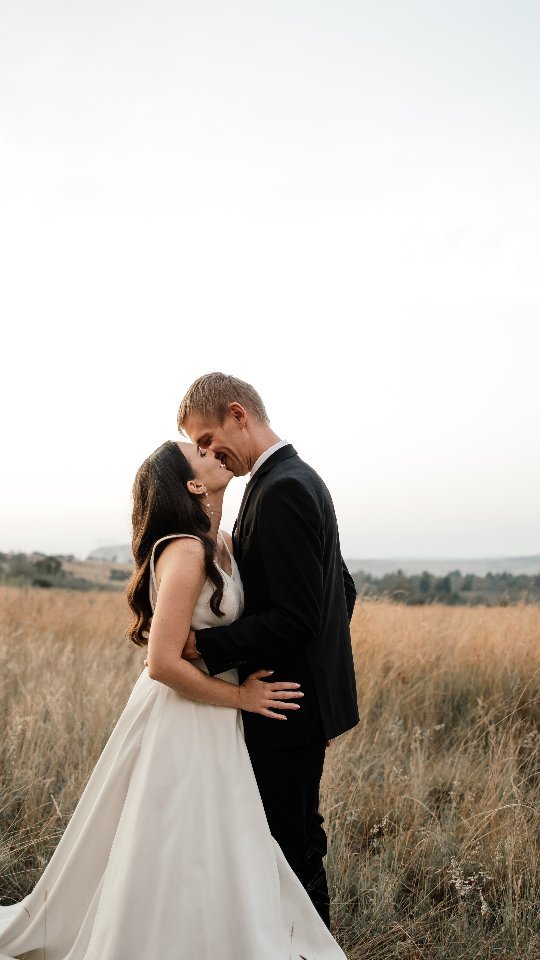 We had a beautiful sunset. It was all romantic lighting. Here is a few photos from Evert & Meghann's sneak peeks.
I am absolutely honored and grateful for the work I get to do.
#weddingphotography #wedding #couplelove #photoshoot
Venue: @casablancamanor