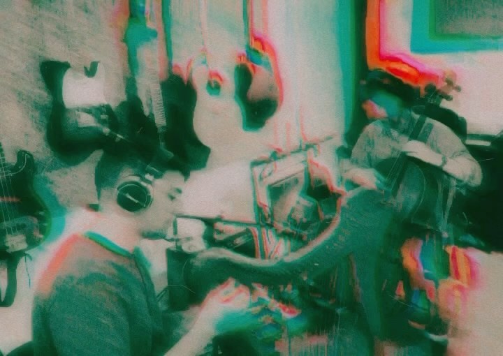 🫠 Loved making acoustic ambience noises 👨🎨👨🎨 😌 with the super talented @alexander.painter 🎶 🎨 🎻❤️
-
-
-
#soundbath #acousticambient #acousticambience #musicforproduction #productionmusic #musiccomposer #modernartmusic #musicforgames #musicforfilm #avantgardemusic #artsymusic #acousticdrones #musicfortv #wotnotmusiclibrary #musicproducer #composerlife #studiolife🎧 #harpambience #cello #harp #celloambience #stringintstruments #sounddesign #musicalnoise #prettysounds