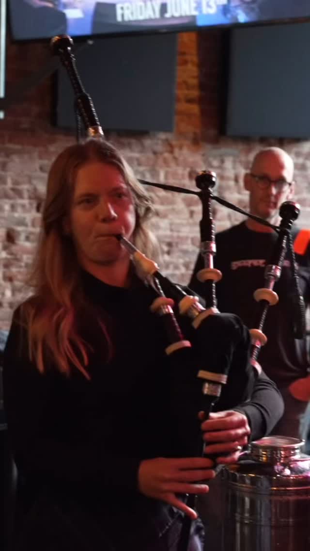 It was an honor to play at Willie’s memorial at @thelariatbv 🌈
#bagpipes #bagpiper #bagpipesrock #bagpipesanddrums #bagpipers #bagpipemusic #alpinebagpiper #music #celticmusic #salida #buenavista #bagrock #memorial