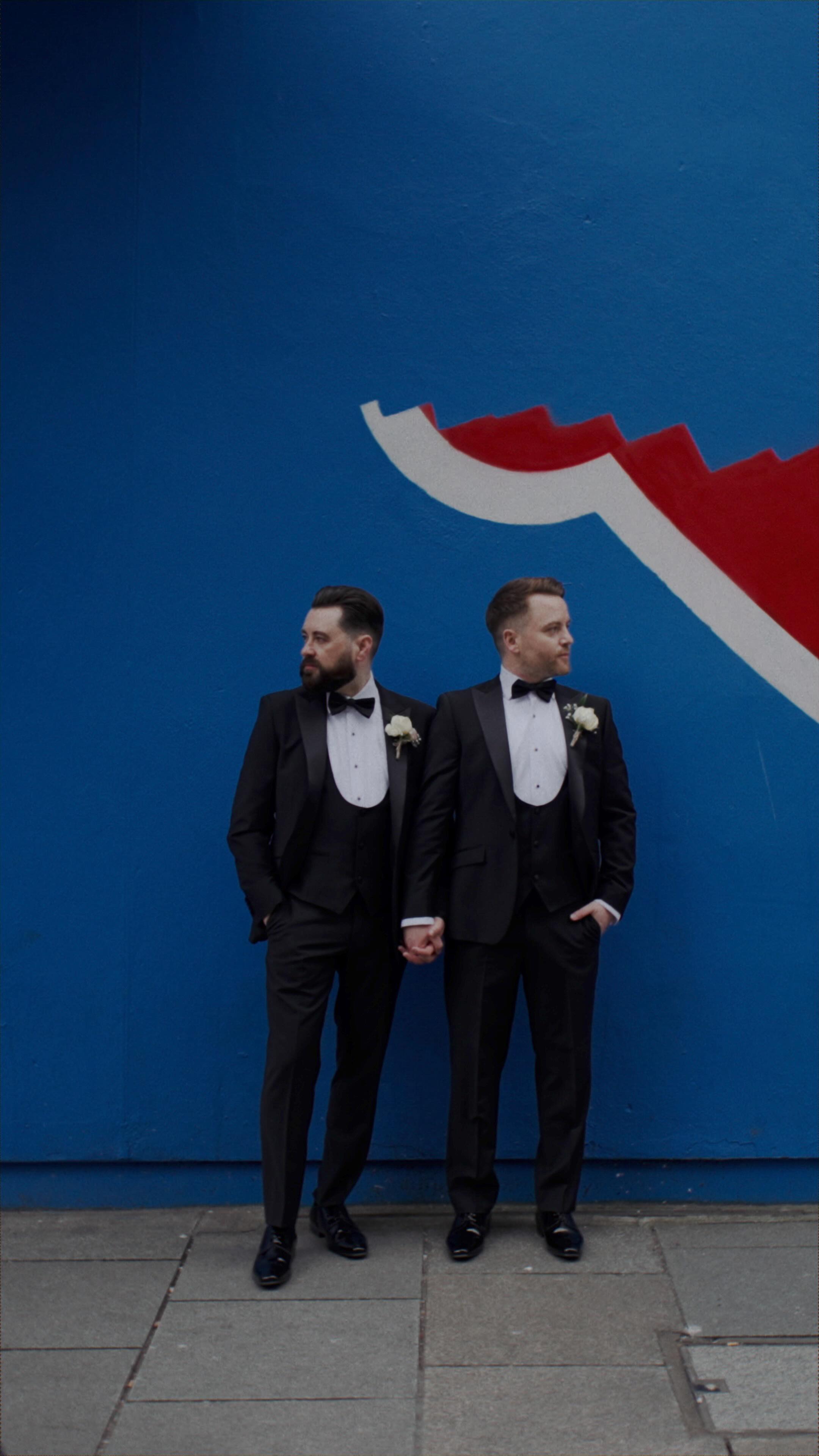 “Two P’s in a Pod” 🫛
Paul & Paddy ⚡️
Nothing like a Dublin wedding to help put the steps in 😂