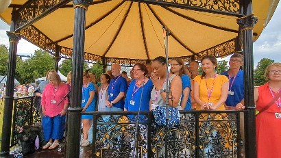 Amazing audience braved the rain for our first set at Hampton Court Garden Festival. Our rendition of Ain't No Mountain brought out the sun 😎