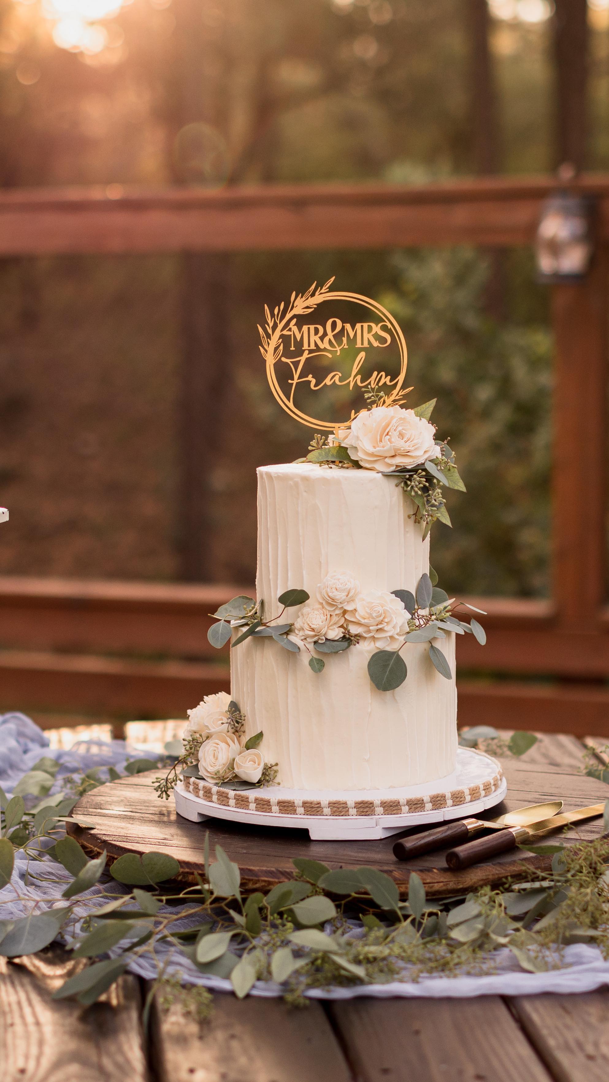 ✨ CONGRATULATIONS to the cutest newlyweds in town, Aspen and Carson! We were lucky enough to witness their gorgeous wedding day, and let us tell you, it was an absolute dream come true! 💍❤️
We were so happy with how their textured wedding cake turned out! With its charming, earthy vibes and intricate details, it stole the hearts of everyone in attendance! 😍 The perfect combination of elegance and rustic charm, this cake truly embodied the love and joy of Aspen and Carson’s special day! 💕
Aspen and Carson, your wedding was a fairytale brought to life, and the dessert display was the cherry on top! Thank you for letting us create and awe your guests with a variety of our homemade desserts! We wish you a lifetime of love, laughter, and endless sweet moments together!
So, let’s raise our forks and toast to the happy couple! 🥂✨ Join us in celebrating Aspen and Carson’s love story, and may their marriage be as sweet and delightful as the delectable treats they shared on their special day! 🌟❤️
📸: @nicomariephoto
🏠: @cabinsonstrawberryhill
🎂💐: @arizonawildflowersandgifts
#WeddingBliss #SweetLove #Newlyweds #AdorableCouple #CakeGoals #cabinsonstrawberryhill #DessertDreams #HappilyEverAfter #paysonazbakery #kendras_country_bakery