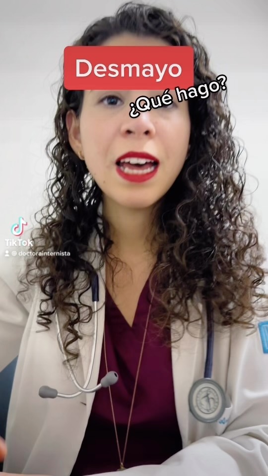 ¿Qué hacer cuando alguien se desmaya? #auxilio #desmayo #doctor #internista