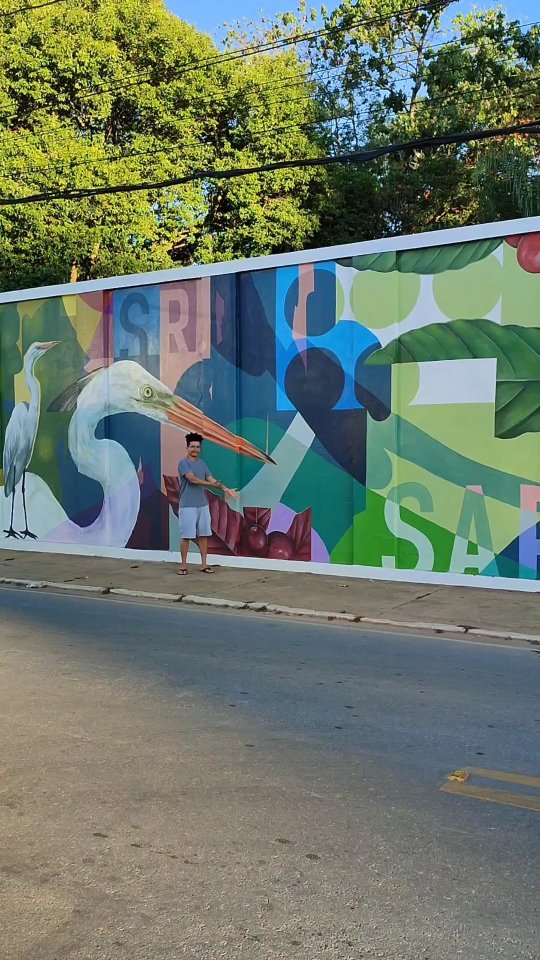 Conheça a Rota da Criatividade pelo olhar do Gabriel (@_gmarquezz_)🤹🏾♂️
.
Essa sequência de vídeos é a 2ª entrega dos influencers vencedores do Concurso Cultural Expedição Sapucaí.
Até dezembro postaremos uma série de Reels resultantes do Concurso, que tem como objetivo de mostrar nossa cidade pelo olhar da comunidade.
E olha, tem muito conteúdo bom, viu?!
📍O(a) autor(a) do vídeo mais curtido até o final do concurso receberá o título de Embaixador do Turismo de Santa Rita do Sapucaí pelo Conselho Municipal de Turismo - COMTUR.
Siga os influencers e o @santaritacit e se (re)apaixone por Santa Rita do Sapucaí! 🤩