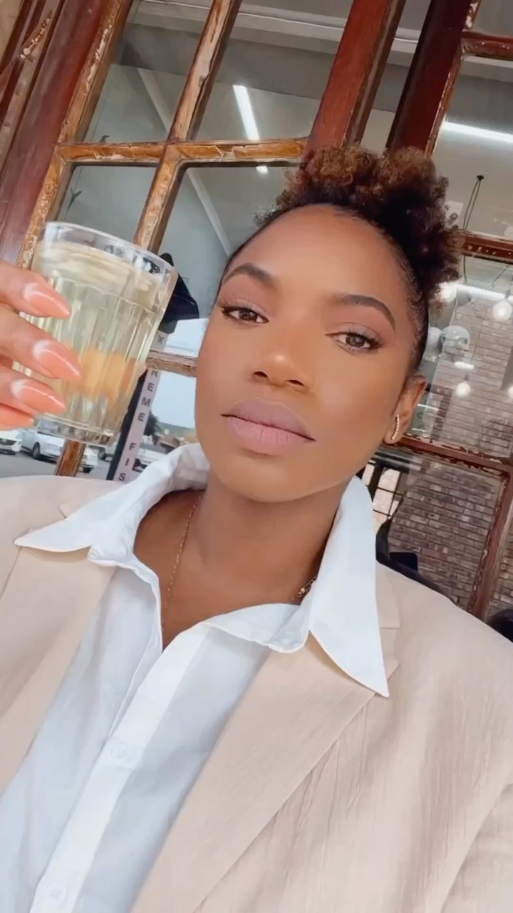 Cheers to more adventures in 2023!!! Here are the places I went last year📍Johannesburg, Cape Town, Boschendal, Victoria Falls, Botswana, Zambia, Dallas, New York, Philadelphia, D.C., DMV, Miami, Honduras, Mexico, Bahamas, and Seattle. I’m sure I’m forgetting places.