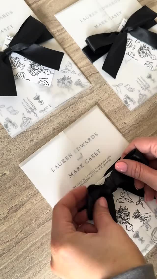 Back for round two on your feed because… look at them 🖤
#weddinginvitation #weddingstationery #weddinginspo #blacktiewedding #weddingtrends #weddingdetails #bespokeinvites