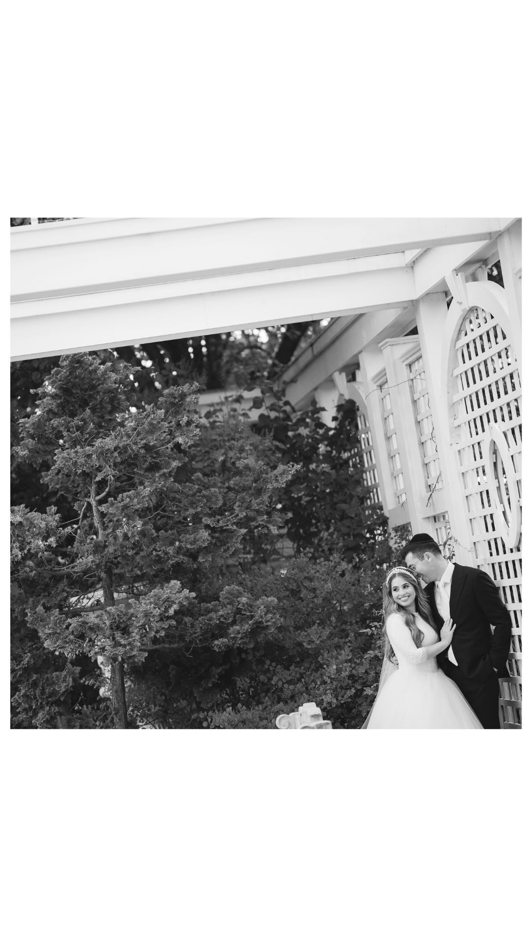 NEXT DAY MAGIC 🎬✨
•
Rikki & Chaim’s Wedding
Summer, 2023. Birchwood Manor, NJ
•
Photography & Cinematography: @binyaminkornphotography
Glam: @missabbykolb @rikkibrisk
Dresser: @edna_the_dresser
Florist: #ShaindyKatz @onceuponarosesg
Music: @freilach @beriweber @itsyoniz @djyitzy
Event Planner & Caterer: @classicyossi
Venue: @birchwoodmanor
•
Binyamin Korn Photography, Boutique Photography Studio
#AnEliteExperience
.
#2023 #photography #reels #instareels #instareel #2023couples #wedding #love #goals #relationshipgoals #photography #beautiful #trend #weddingday #moment #weddingmoments #weddingfashion #weddingceremony #explorepage #weddingstyle