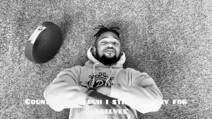 Aye 5star Lanje o @adekunlegold 💯🎶
Kindly drop a comment,share and mention @adekunlegold till he gets this 🙏🏽❤️
@i_amramsey 🎥
#my5starstory