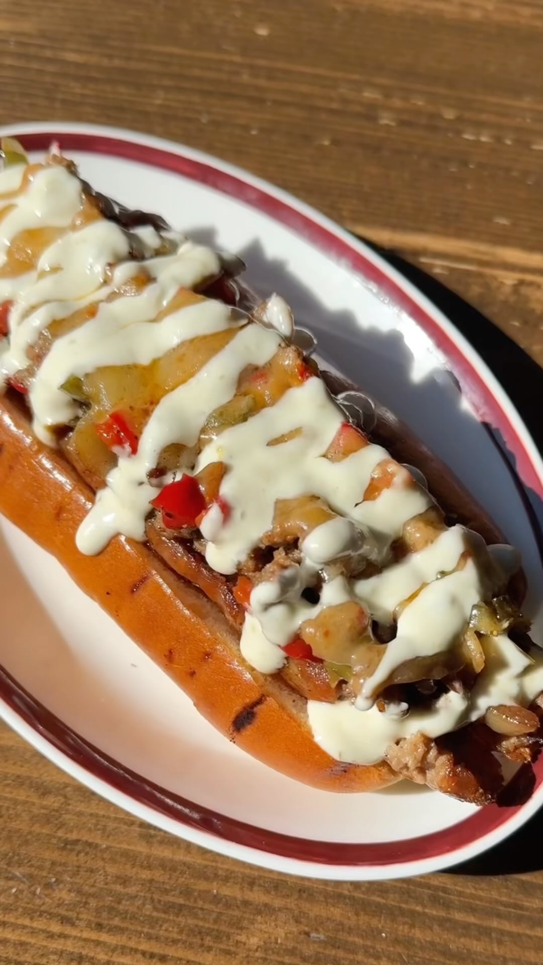 Discover the perfect combination of our Philli Cheesesteak Hotdog: Jumbo Lamb Sausage, Beef Bolgogi, 4 Cheeses, Caramelised Onions, Peppers and Grizzlers Garlic Mayo ๐ญ๐ญ๐ญ
