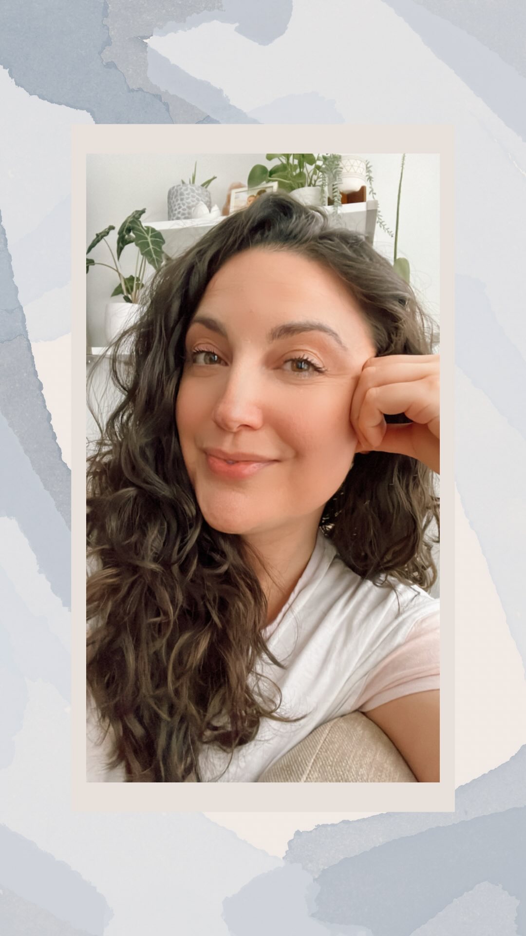 What is your ‘why’?💭
Why are you making these changes?
Why does it matter?
Why is it worth it?
Choosing to be healthy has many pros, feeling better, clearer skin, increased mood & energy, the list goes on.
But there will also inevitably be times when it’s hard. When your friends and family aren’t supporting you, when society rolls their eyes at you, when you just don’t feel up to it.
The thing is, you get to choose your hard.
Being sick and tired all the time is hard, feeling depressed and anxious is hard, not being happy with your body is hard.
Knowing your ‘why’ helps you stay committed and motivated.
So what is your why?
#findyourpurpose #knowyourwhy #chooseyourhard #chooseyourself #selflove #selflovejourney #heal #healthyhabits #healthyliving #healthylifestyle #wholefoods #cleanliving #nontoxic #nontoxicliving #passionproject #guthealth #hormones #depression #brainfog #weightloss #fatigue #acne #holistichealth #holisticnutrition #holisticnutritionist #bloomagain #bloomagainholistics