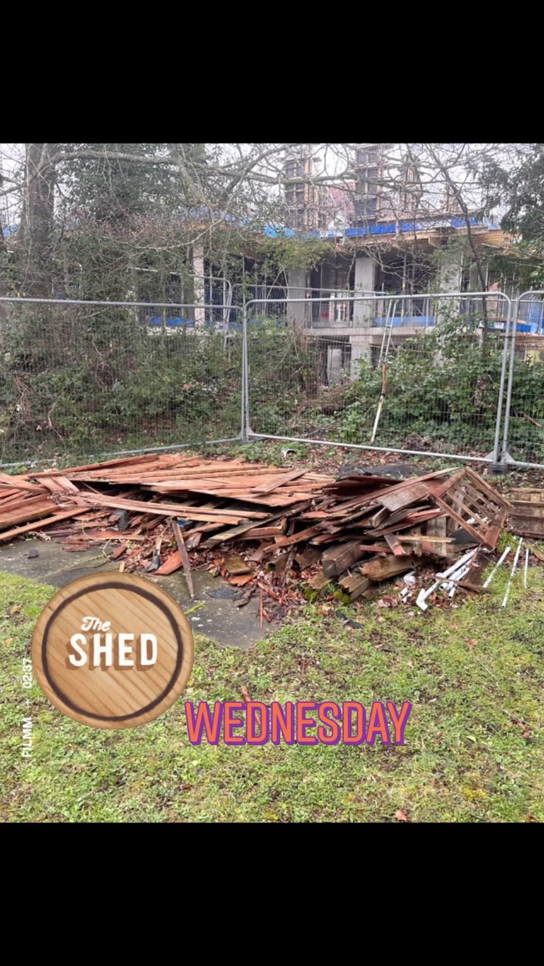Large Shed Clearance Back Garden In #croydon #rubbishremoval #rubbishclearance #rubbish #shed #disposed #wednesday #surrey #recycle #garden #jobs