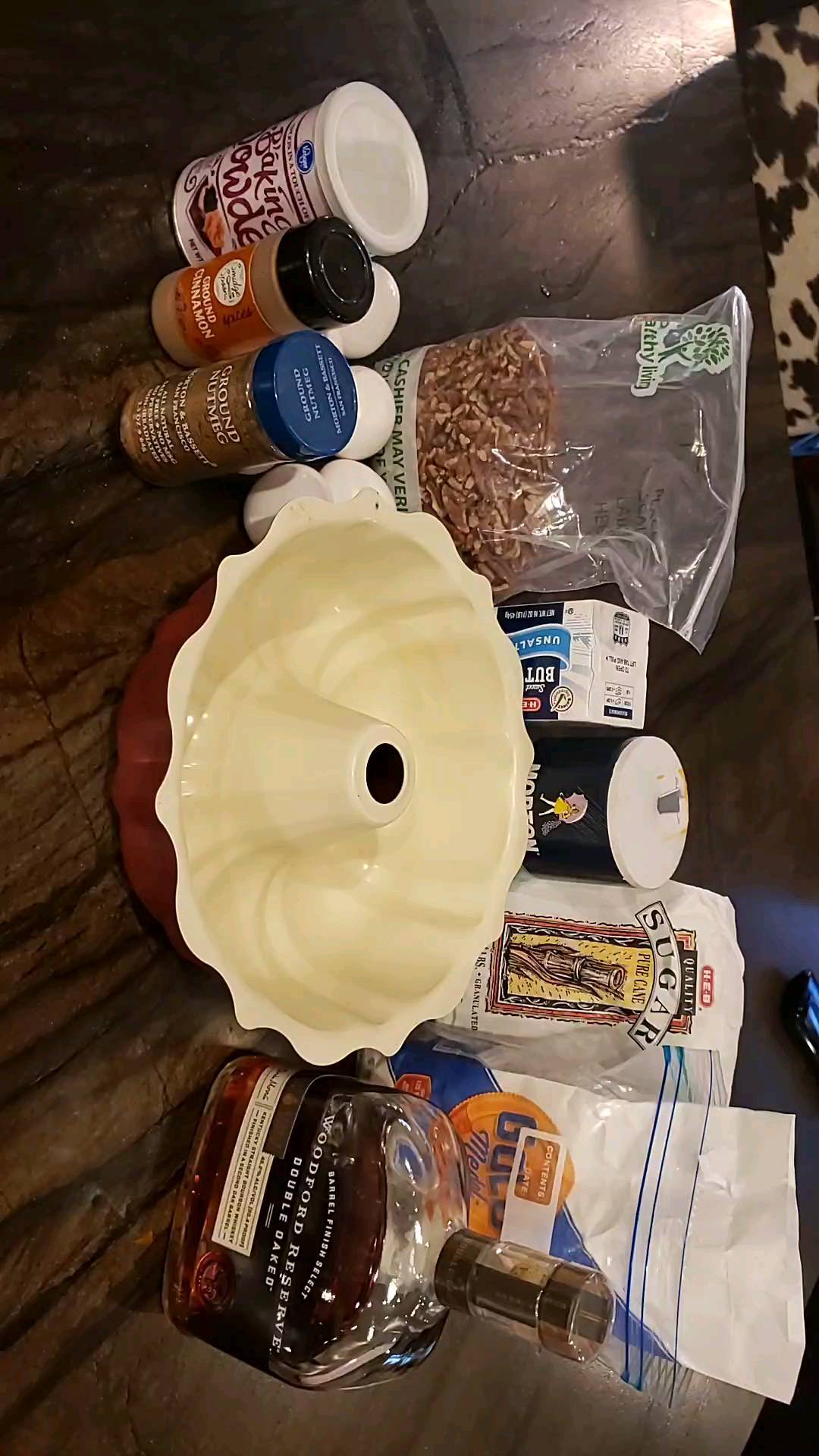 Pecan bourbon bundt cake
#dessert #pecan #bourbon #alcoholincluded #thanksgiving #alcoholicdesserts #bundtcake #alcoholicsweets #dessert