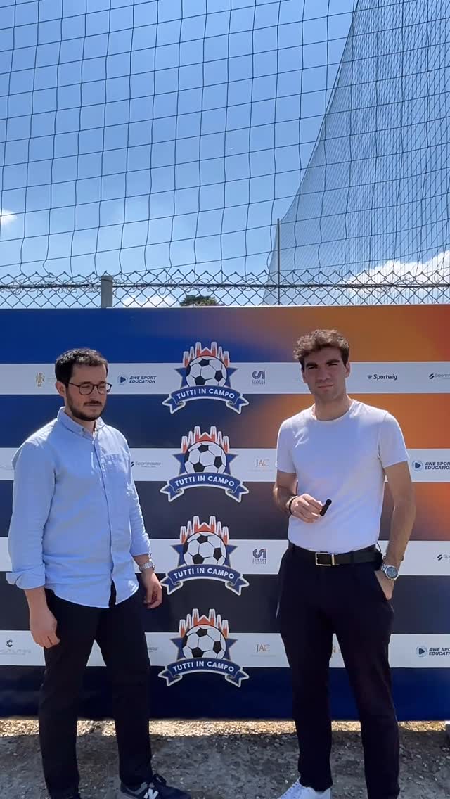 In una giornata speciale come quella di oggi è venuto a trovarci uno dei nostri sponsor @sportmaster_consulting
Ringraziamo Pietro per il supporto.💪
Vi aspettiamo al centro sportivo per vivere un pomeriggio di emozioni!⚽️🔥
#tuttincampo #calciointegrato #csi #csimilano #sportmasterconsulting