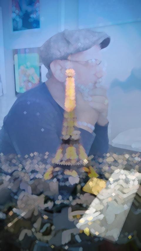 🇩🇪🇨🇭 Wir hatten eine wunderbare Woche in Paris. Kein Wunder fällt es mir schwer, bei der Arbeit konzentriert zu bleiben. Ich habe immer diese Flashbacks! 😉
🇪🇸 Pasamos una semana maravillosa en Paris. No extraña que no me resulte fácil concentrarme en mi trabajo. Tengo estos Flashbacks todo el tiempo.
🇬🇧 We spent a wonderful week in Paris. No wonder I have trouble concentrating on my work. I have these flashbacks all the time.
#voiceactor #voiceover #freelancer #voiceactorslife #sprecher #paris #parisfrance #jetaime #backtowork #concentrate #vacation #citytrip #goodvibes #memories #collectmomentsnotthings