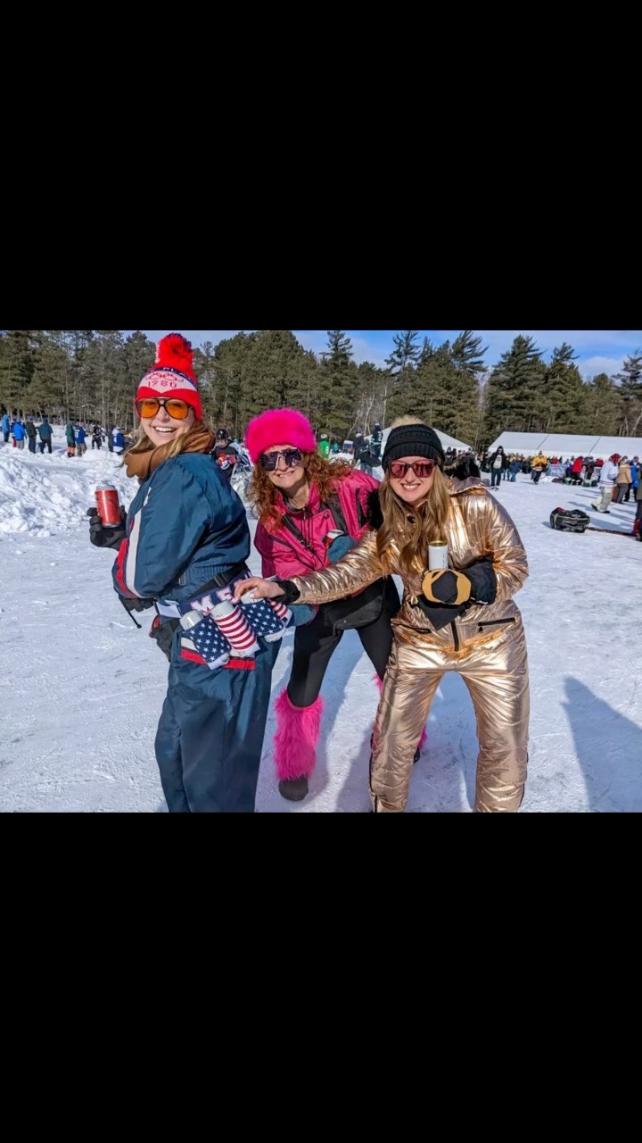 Friends, fresh air and an epic up north adventure…sometimes it’s exactly what the soul needs 🌲🤍❄️✨
•
Say hello to Svetlana from Russia, Sveedie from Sveeden, and Debbie from the USA! 🥅⛸🤩
•
Weekend summary of our pit stops emoji style 😅🤷🏼♀️
•
📍#shootsbar 🎄🍿🎵🍻🍎
📍#hazelhurstpub 🍻🎣🍽🥃
📍#littlebrownjug 🎄💵👨🎤🎟🍺🎶
📍#happysplace 🙂🇺🇸🍻🎱🎸
📍@thepointehotel 🌊😎🍹💃🏼
📍@uspondhockey 🚌🥅❄️🍔🏒
📍@shotskiseagleriver 🎟🍺🎶🏒
📍#slospub 🦌🍒💣🍺🧀
📍#jaliscos 🌋🌯💃🏼🍹🇲🇽🎶
📍@minocquayachtclub 🛥🍻🧊🎟
📍#ourplacecafe 🍳🥞☕️🥤🥓
📍#allthegasstations 🚗🥱☕️☕️🥰
Reminder, if you’ve been thinking about it… take the trip 😉🗺👌
•
#wisconsin #upnorthwisconsin #minocqua #woodruff #eagleriverwi #wisconsinlife #pondhockey #shotskis #kromerhockey #upnorthadventures #wisconsincabins #wisconsinoutdoors #girlsweekendgetaway #wisconsinblogger #lifeinwisconsin #midwest #upnorthwi @reneekoch1313 @beeler_coley @stephanieleemoore