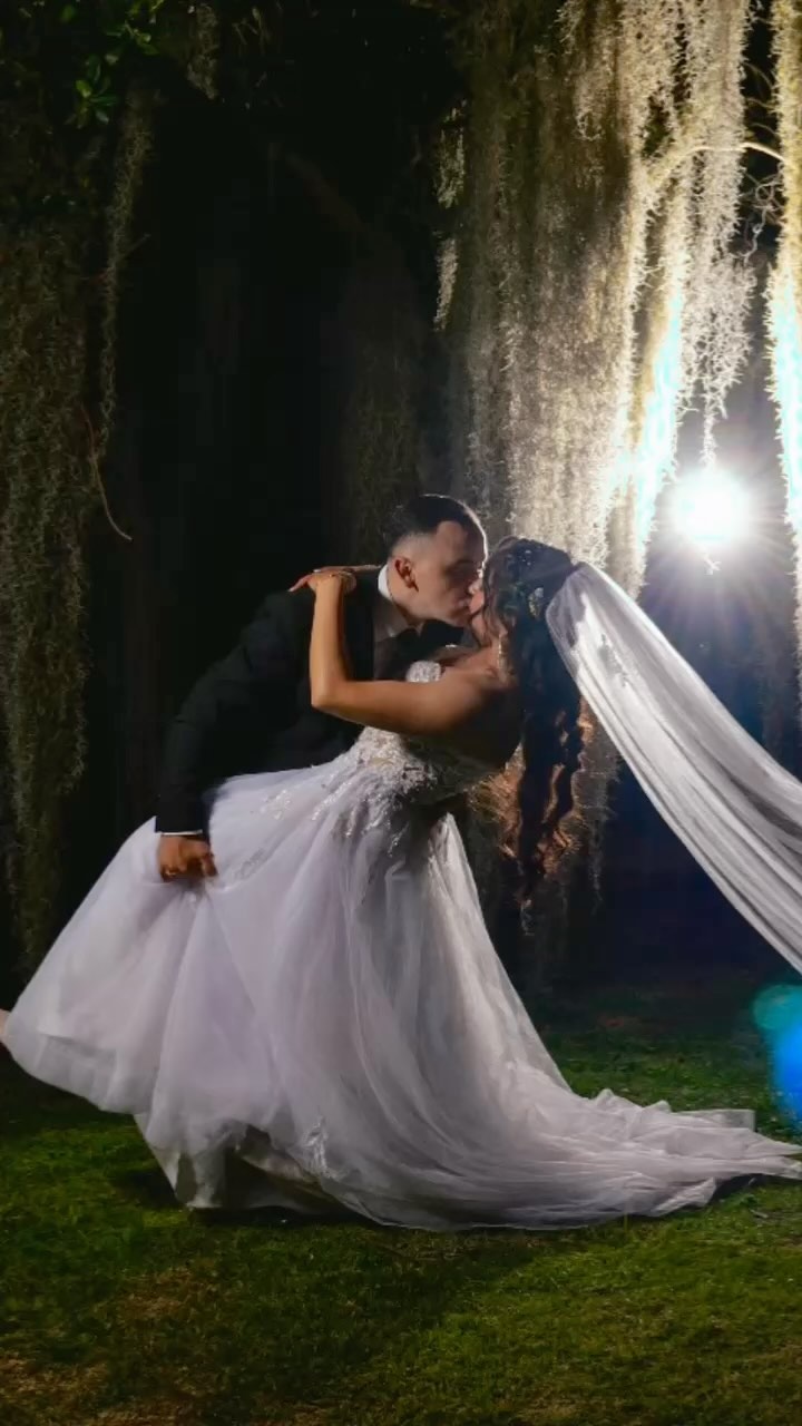 Estamos listos para trabajar por tus sueños. En Eventos Su Majestad estamos dispuestos a dar lo mejor de nuestro equipo para que tu día sea inolvidable 😍🥰💪🏼 #boda #matrimonio #eventos