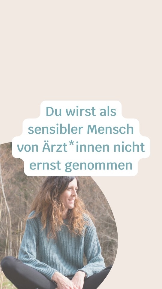 Oft spürst du schon lange bevor der/die Ärzt*in eine Diagnose stellt die entsprechenden Symptome. Vielleicht hast du dich schon ins Thema eingelesen (Achtung: googeln verboten!!) und hast bereits eine Vermutung. Oder du spürst Symptome, aber der/die Ärzt*in kann anhand einer Untersuchung oder Tests nichts herausfinden.
Das ist hilfreich:
- höre auf deinen Körper und nimm deine Empfindungen ernst
- lass dich nicht abwimmeln. Versuche es zu einem späteren Zeitpunkt nochmals.
- hol ggf. Eine Zweitmeinung ein
- informiere dich gezielt in Büchern oder vertrauenswürdigen Gesundheitsformaten (bitte nicht googeln!!!)
- denk daran: auch Ärzt*innen wissen nicht alles und verlassen sich vorallem (noch) auf Untersuchungsergebnisse
- nicht jede Empfindung muss gleich etwas ernstes sein. Beobachte sie erst mal und sorge für Erholung.
Für eine Begleitung oder ein kostenloses Beratungsgespräch kontaktiere mich gerne per DM. Für mehr Infos schau mein Angebot an: www.feingesinnt.ch (im Linktree in der Bio).
Herzlich, Jacky 🦋
#hochsensibilität #hochsensibel #hochsensible #sensibel #hspcoach #hochsensitiv #hspcoaching #hochsensibelglücklich #feingesinnt #coaching #beratung #seelenweg #leichtigkeit #innereruhe #lebensfreude #energie #balance #erfolg #selbstbestimmung #selbstliebestärken #selbstreflexion #mentalegesundheit #psychologischeberatung #resilienz #ressourcen #achtsamkeitimalltag #selbstwahrnehmung #selbstfindung #überreizung #nervensystem
COACHING
BERATUNG
HOCHSENSIBILITÄT
EMOTIONSREGULATION
STRESSREGULATION
ABGRENZUNG
POTENTIAL
SELBSTVERTRAUEN
MINDSET