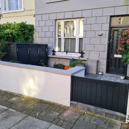 A triple bin store with garden gate and electric box meters
#binstore
#gardengate
#london