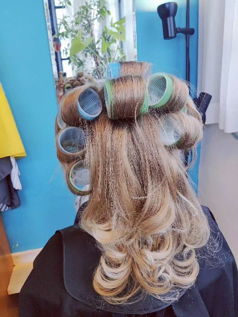 Liefde!
#springiscoming🌸
#brushinghair
#droogsnijden
#volume