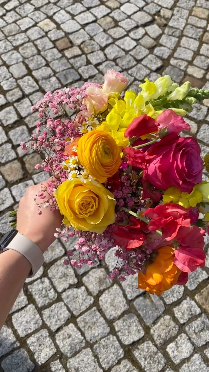 Vom ersten Mood bis zur finalen Umsetzung am Hochzeitstag 🍋 @dekomant bekommt die Ideen von uns und unseren Paaren immer perfekt umgesetzt! 🧡
