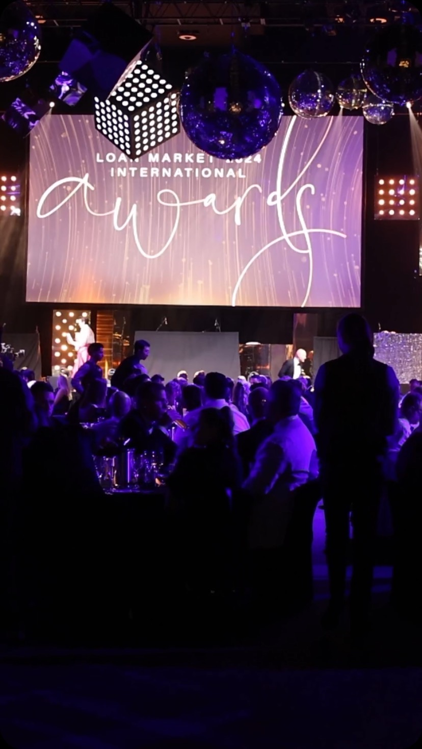 Loan Markets night of nights, here’s a look at the Gala Awards night our team delivered at the Adelaide Convention Centre last month. Our team debuted our new Illumina Range, a multi-dimensional collision of gold and silver elements, from internally lit cubes to mirror balls, pillars and spherical chandeliers rigged from the ceiling. Oh what a night! #corporate #event #adelaide #goldcoastevent #reel