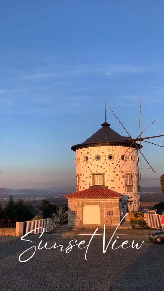Golden skies. Quiet moments. A view you’ll never forget
Moinho House isn’t just a stay, it’s a front-row seat to the sky’s best performance 🌅
Have you experienced it yet?
#travelslow #airbnbportugal #sunsetvibes #moinhouse #goldenhour