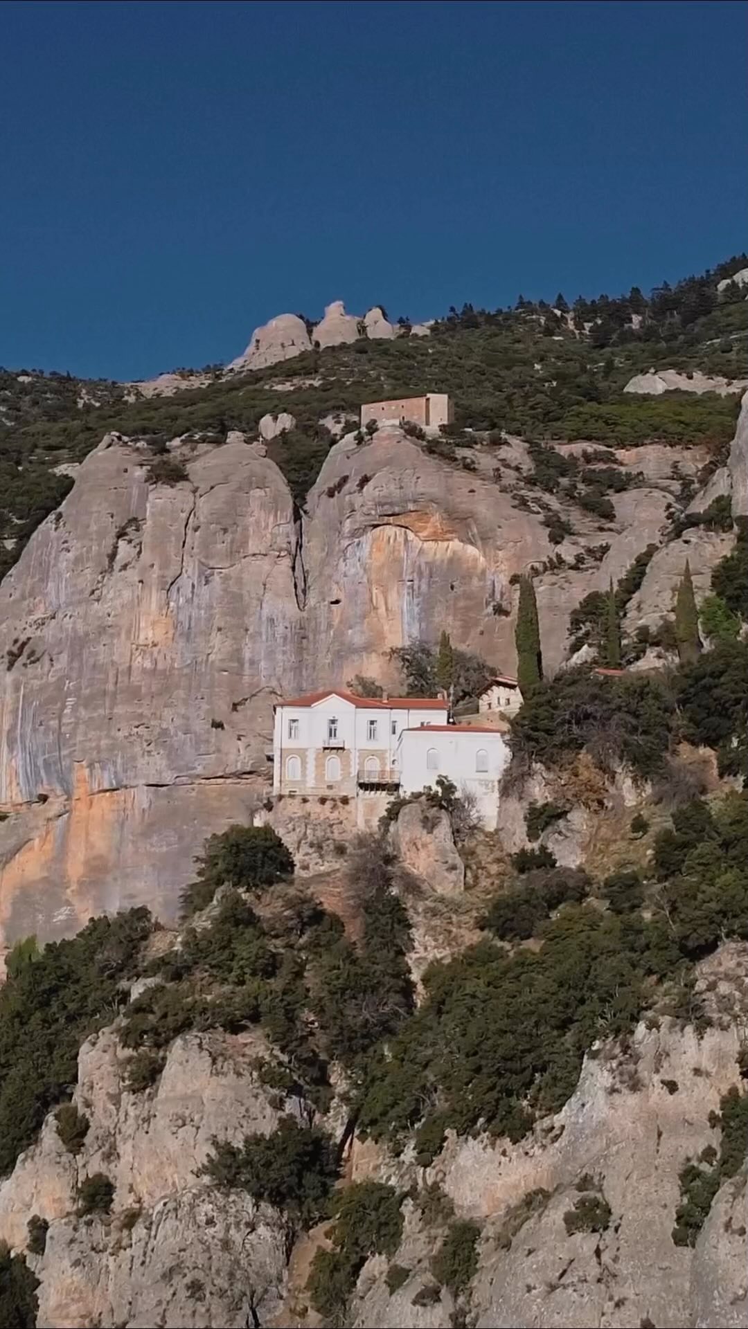 Sunny weekends after the storm