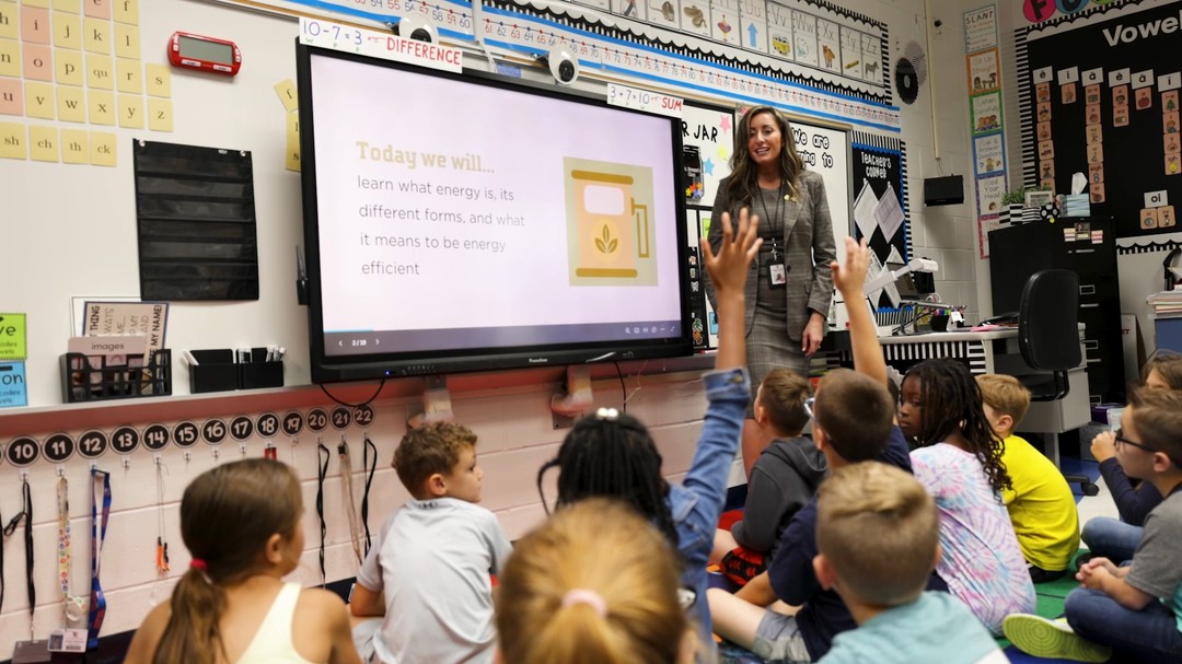 🎥✨ Just wrapped up an incredible project highlighting the amazing sustainability efforts of the Jackson School District! 🌿♻️ It was a pleasure working with Shaina Brenner, second grade teacher and Green Team Leader at Elms Elementary, to showcase how the district earned statewide recognition for their outstanding sustainability initiatives and cost-saving measures. Proud to be part of a community making such a positive impact on the environment! 🌍💚 #Sustainability #GreenTeam #JacksonSchoolDistrict #Education #Videography #EnvironmentalImpact #Twilighteventsnj