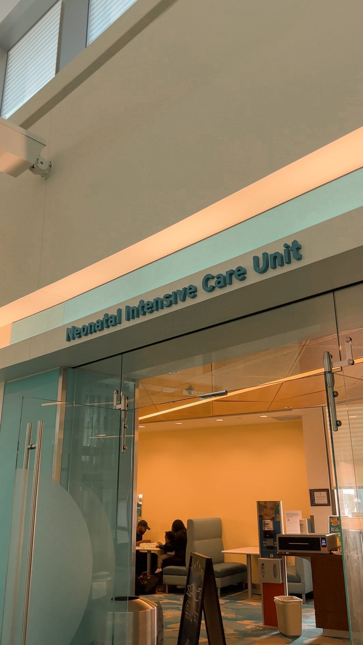 If its not one thing, it’s another 🙃
#MomsOfInstagram #Pregnancy #Newborn #NewbornBaby #NICU #NICUBaby #NICUMom #NICUStrong #NICUJourney #NICUPreemie #PrematureBaby #Preemie #PreemieBaby #LateTermPreemie #36Weeker #Postpartum #PostpartumRecovery #HighRiskPregnancy