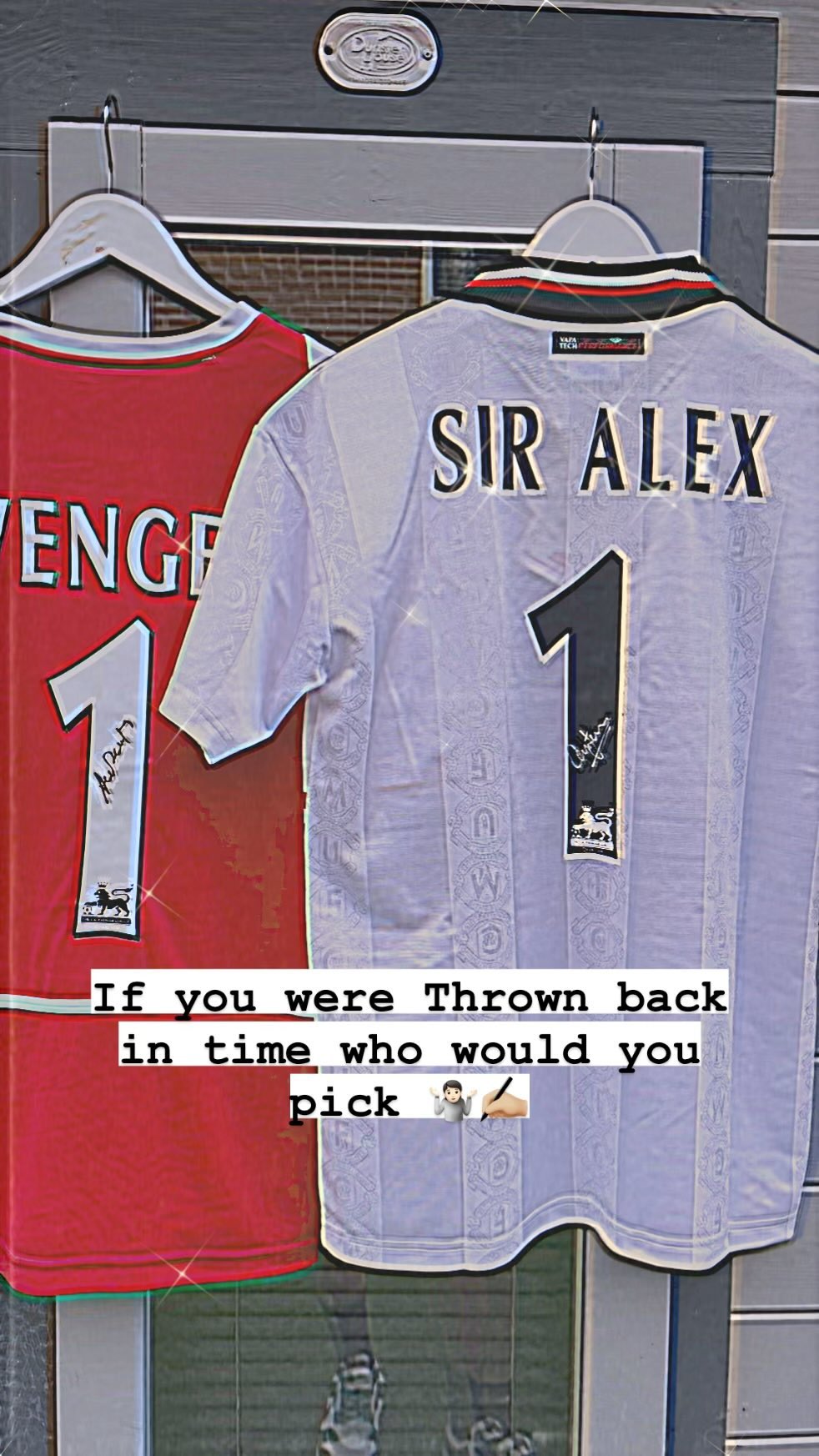 🚨 BOTH ITEMS SIGNED BY LEGENDS🚨
if you were Thrown back who would you pick 🤷🏻✍🏼
#instareels #viralaudio #siralexferguson #arsenal #wenger #manchesterunited #viralvideo #viralreelsvideo❤️ #viralaudio #forsale #signedfootballshirt #signedfootballmemorabilia