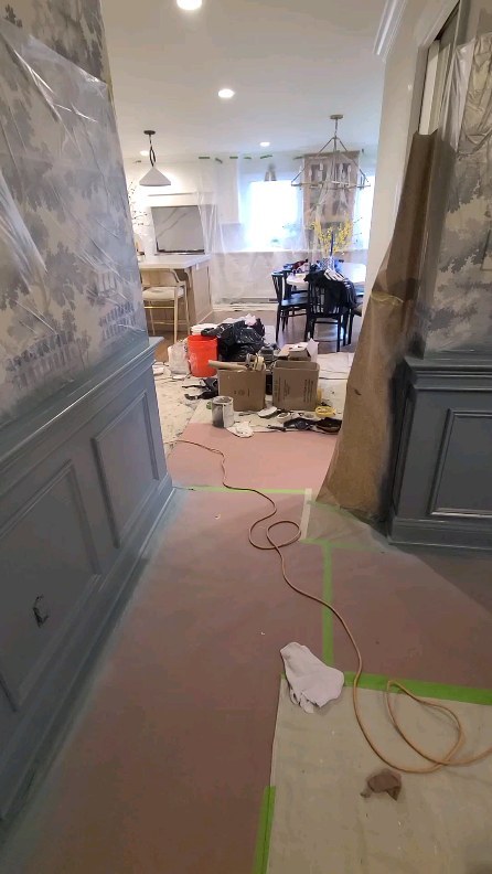 We always come back for our clients to fix settlement cracks and trim separations after new construction and renovation projects! Customer satisfaction is our # 1 priority!!
#theinfamouspainter #painter #painting #paintingcontractor #paintingbusiness #interiorpainting #homeimprovent #homedecor #customersatisfaction #chathamnj #nj