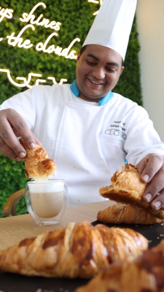 Freshly baked everyday!
#CloudHubResidences #JumeirahVillageCircle #Cloud10Dubai #BreakfastDubai #CoffeeShopJVC #CoffeeHouseJVC #BreakfastClub