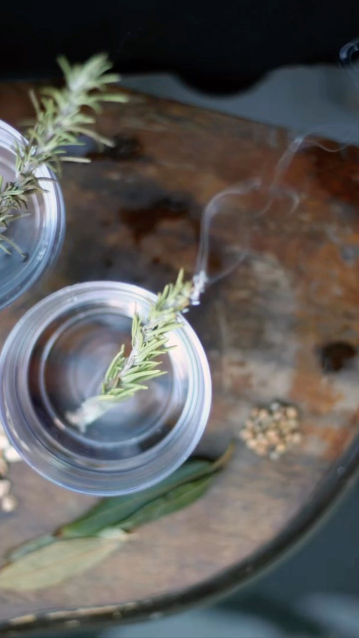 We’ve got cocktails covered 👌
Head to the Abit Fancy website for a range of Gin cocktail recipes
While your at it don’t forget to purchase a bottle of our signature or moon flower Gin 😉
.
.
.
.
#moonflower #pinkgin #drygin #ginandtonic #gincocktails🍹 #cocktailrecipes #christmascocktail #australiandistillers #australiangins #localgin #adelaidehills #adelaidegin #southaustralia #botanicals #gin #nairne #abitfancyspirits #ginrecipe #cocktailrecipe #ginfoundry