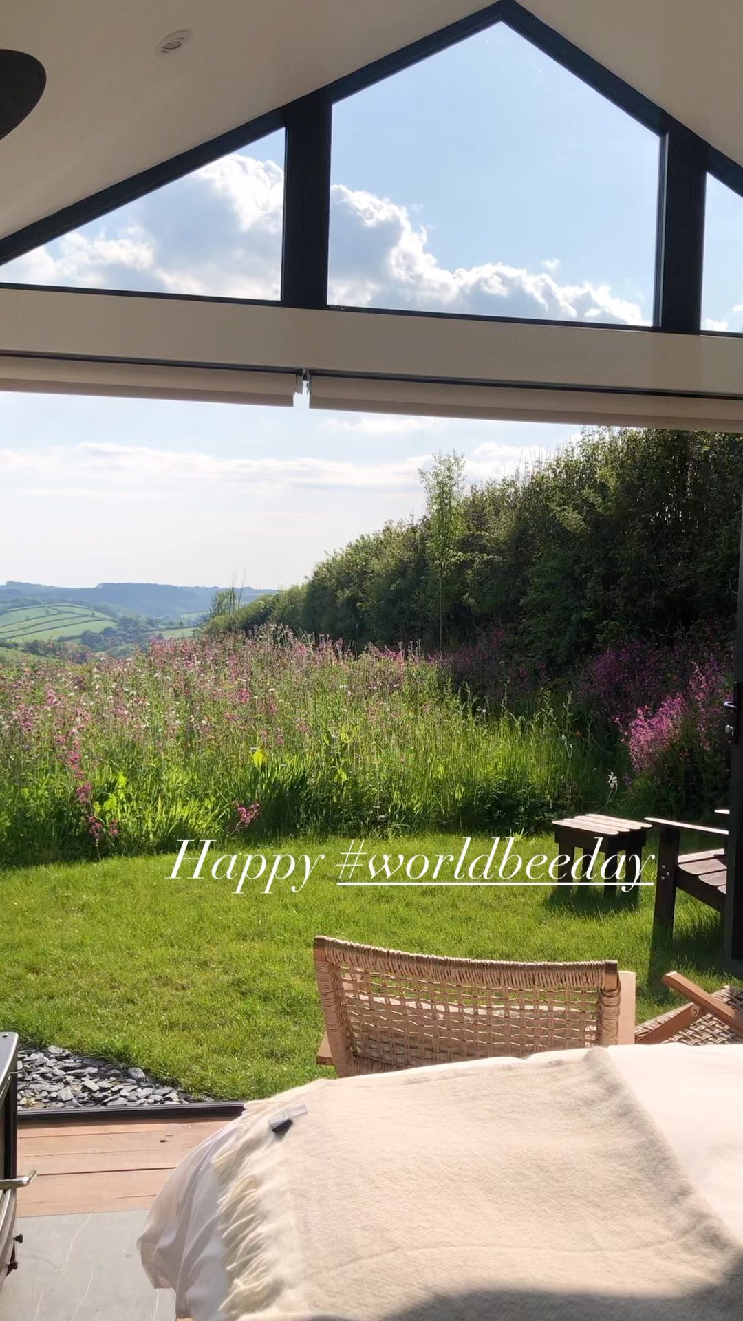 Happy World Bee Day!
Slate Park Cabin 🌿
The birds, insects, and of course bees are all chirping, singing, soaring and buzzing about. Slate Park is particularly good for wildlife watching 🐝
#worldbeeday #escapetotheland #cabin #hottub #devon #bee #cabin