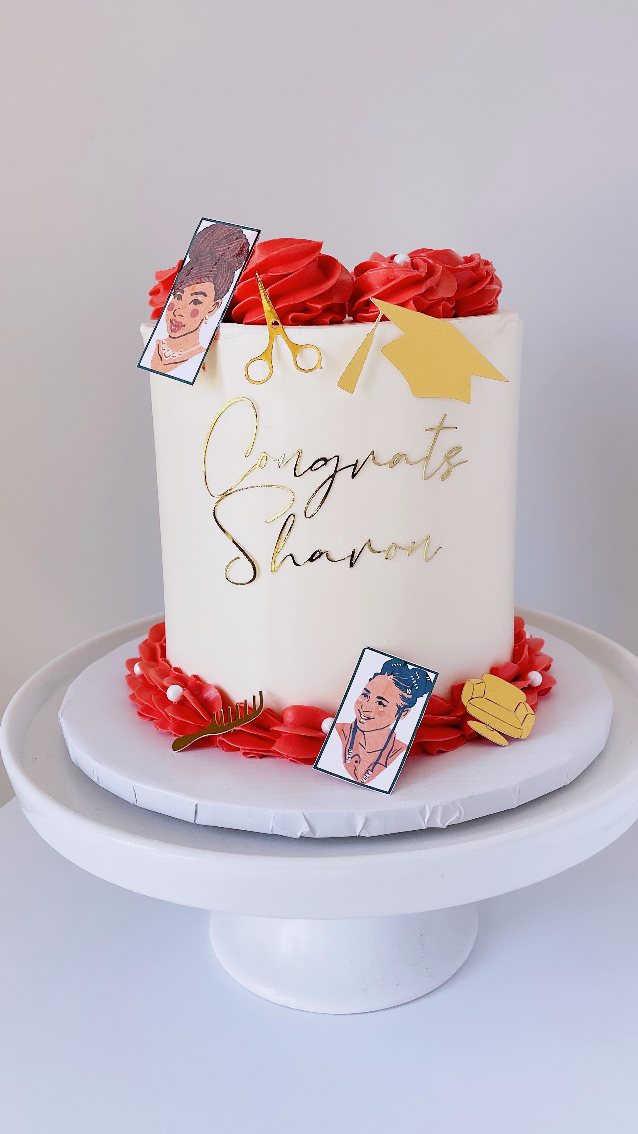 🎓🌹Graduation Cake🌹🎓
•
•
•
For all orders and inquiries please check out: clarajanescakes.com 🤗
•
•
•
#cakedecorating #cakeart #cakesofinstagram #grad #graduationcake #cakesofnyc #nycbaker #statenislandbakery #gradcake #swissmeringuebuttercream #customcakes #buttercreamcake #elegantcakes #supportsmallbusiness #cake #cakevideos #homebaker