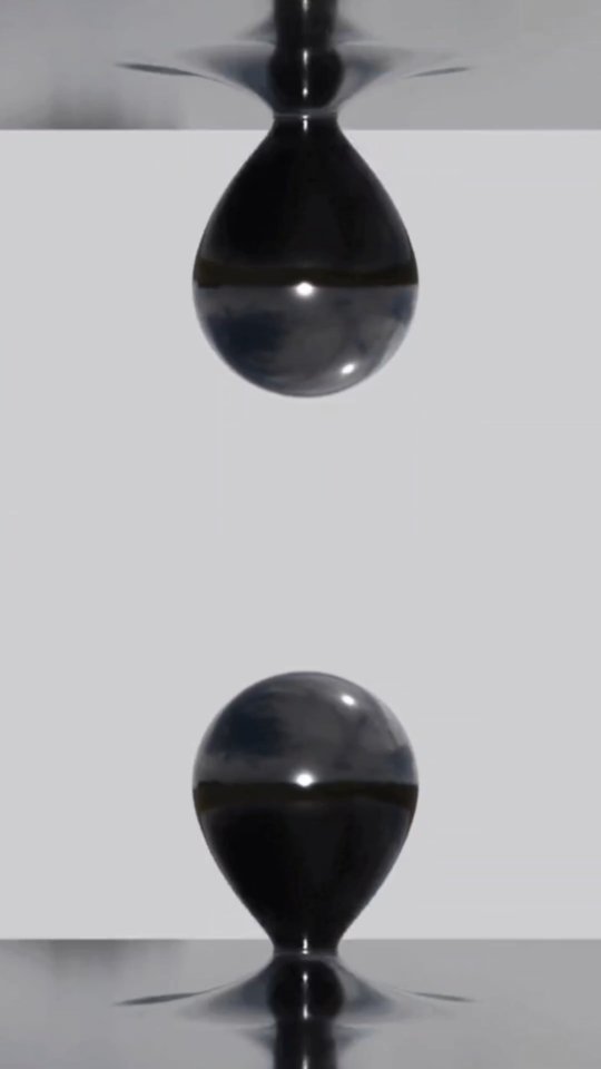 Loop - 24 Frame Abstraction
I used the software Womp
#gmdlcc #universityoftheartslondon
#londoncollegeofcommunication #graphicdesign #artsuniversity
#loop #perfectloop #reelsart #abstract #render
#digitalart #gif #gifart #design #motiondesign #animatedart #humanmotion #digitalart #womp #3D #3dart #3drender #gloop #abstractart #womp3d