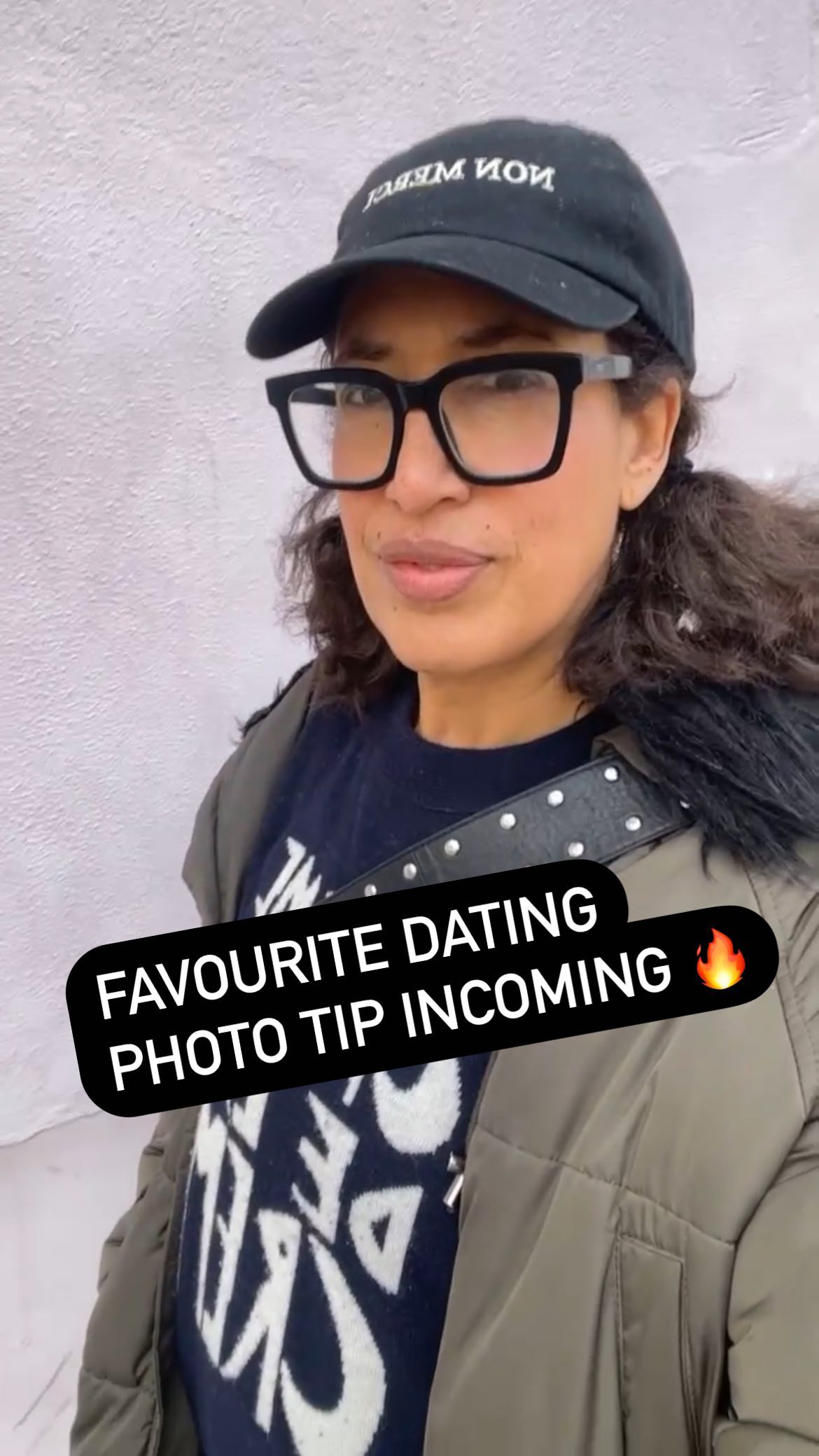 My favourite dating photo tip Hold something š When weāre in front of a camera lens, many of us feel self-conscious and often our first thought is āBut what should I do with my hands?ā Holding something in your hand is a great way to relax your body and focus on looking and feeling good instead. Even better, is when you hold something you love šš When you hold something you love like a plant, your camera, your dog or guitar you feel instantly good, as your focus shifts from the shoot to something that brings you joy. It has the added benefit of telling people more about who you are, your personality interests and passionsš¦ You have been watching Hey Saturday, the OG Dating Photographers. All photos taken by Hey Saturday photographers #singleandhappy #modernlove #mindset #loveyourself #datingwithapurpose #datingadvice #datinglife #profilepictures #profilepic #profilepics #profilephoto #onlinedating #datingphototips #happylife #happysingle #relationshipgoals #personalbrandingtips #datingapp #datingapps #datingadviceformen #datingadviceforwomen #profilephotography #visualstorytelling #onlinedatingphotographer #datingphotos #explore #explorepages