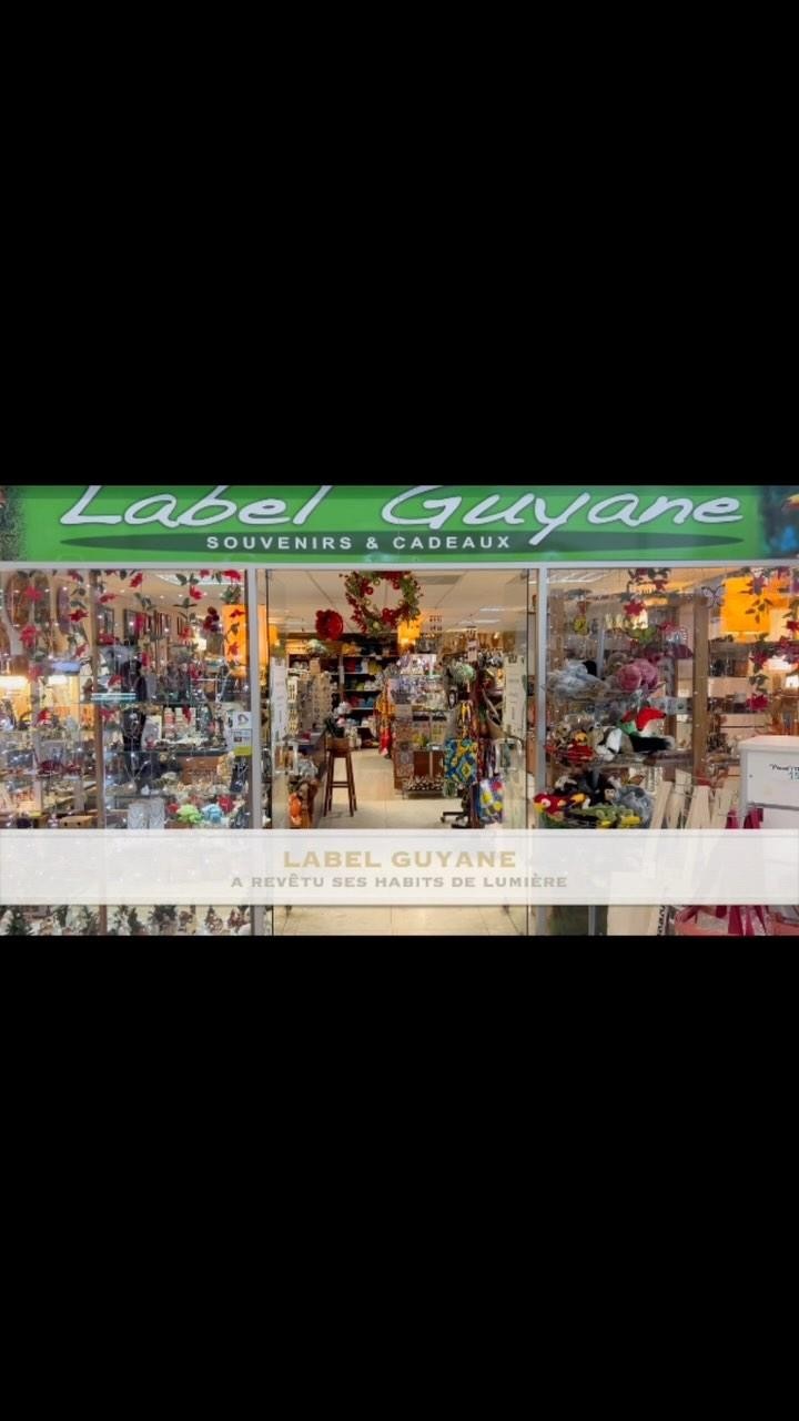 La boutique Label Guyane à revêtu ses habits de lumière.
🔸 Achat à la boutique de l’aéroport Félix Éboué
🔸 ou en ligne sur le site www.labelguyaneshop.com
🔸 livraison en main propre sur l’île de Cayenne
🔸 et par Colissimo dans le reste du monde
#guyane #yana #entrepriselocale #peyi #labelguyane #labelguyaneshop