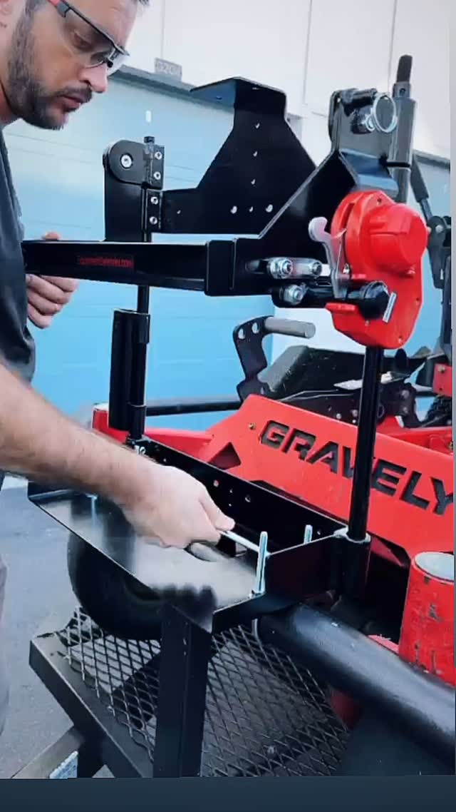 🔧🔩🧑🏻🌾
#lawncare#lawnservice#lawnmaintenance#lawncareservices#orlandofl#orlandoflorida#equipmentdefender