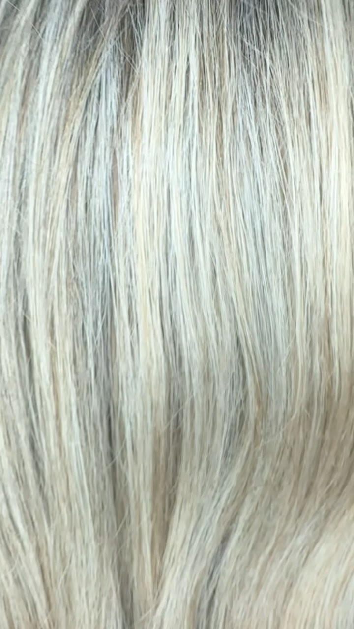 Teasy and baby lights, the secret sauce to achieving that effortlessly glamorous pale platinum blonde look with soft, beachy waves. Get ready to live the dream! Obvs hitting with the K18 bab🌊💇♀️ #PlatinumBlondeMagic #TeasyLights #Salon #love #happy #kingsnorton #wella #illumina #colourwow #stunningbab