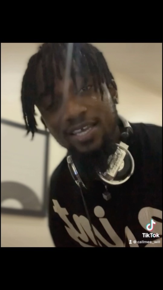 How bout u use this sound if u like it🌚??
Shouts to @fireboydml for this tune 🎶 ❤️
@mazitundeednut @mufasatundeednut @gosipmillnaija @gossipmilltv @instablog9ja @donjazzy @iamvjadams @sir_justine
#trending #trendingnow #reels #reelsinstagram #music #afrobeats #shattawale #tiktok