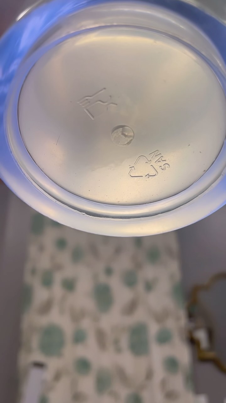 A hydrofacial to get all the gunk out and nothing like having a fresh face for the holidays.
#HydroFacial#orangecountyesthetician#hydrofacialorangecounty#customfacial#gunkjar#estheticianlosangeles#hydroluxxfacial#hydroluxxlosangeles#hydroluxxorangecounty