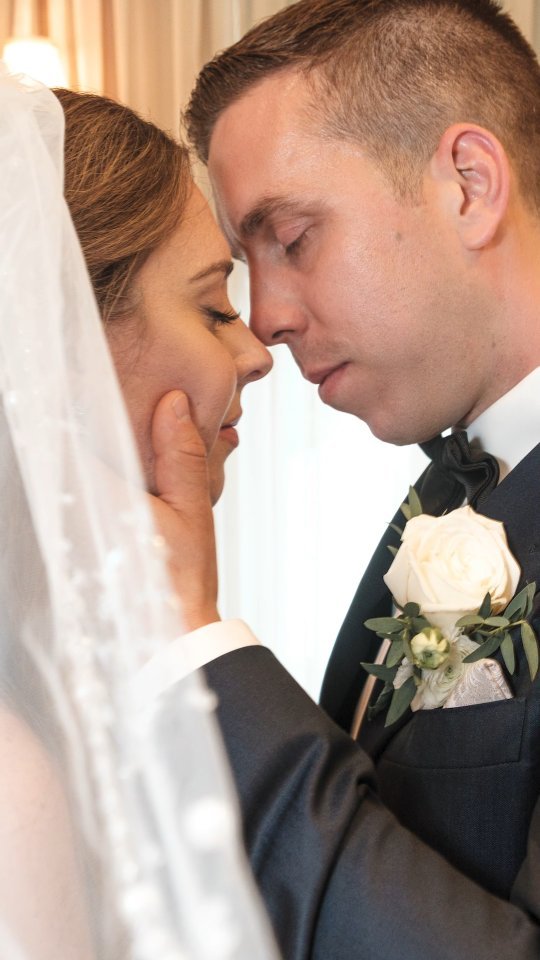 Wedding moments at the Royal Ottawa Golf Club @royalottawagc
Flowers by @ledesignfloral
Decoration by @voeuxdamour.officiel
__________ __ __ __ ____ __ _____ ________
De beaux moments au Club de Golf Royal d'Ottawa
@leclubdegolfroyalottawa
Fleurs : @ledesignfloral
Decoration : @voeuxdamour.officiel
#mariagegatineau #mariageoutaouais #gatineauwedding #ottawawedding #mariageottawa #loveofmylight #mywedding #weddingphotographer #royalottawagolfclub #weddingdress #weddingflowers #weddingmoments #couplesession