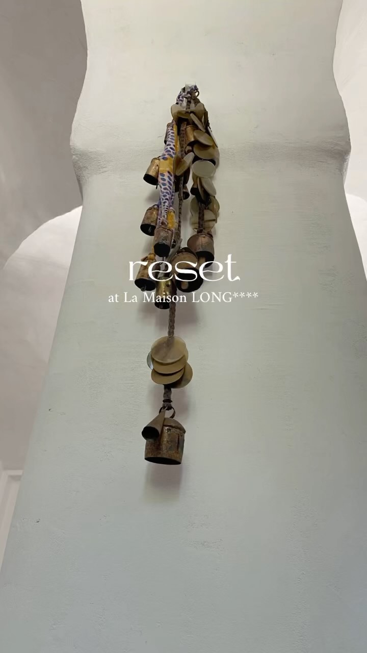 You won't find a space like La Maison LONG**** for your vacation in South of France. A place to REALLY reset, surrounded by so much architectural beauty. Availabilities starting August 13th!
.
Vous ne trouverez pas un espace comme La Maison LONG**** pour vos vacances dans le sud de la France. Un endroit pour se ressourcer VRAIMENT, entouré de tant de beauté architecturale. Disponible à partir du 13 août!
.
.
.
.
.
Book La Maison LONG****
Vacation home | Photoshoot
4 bedrooms | 6 guests
📍In the heart of the village (Ollioules, Var)
⛱ 15 min from beaches by car
⏱ Near Sanary-sur-Mer, Bandol, Le Castellet, Evenos, La Cadiere d'Azur, Toulon!
⌨ For lowest prices, book here:
www.lamaisonlong.com
.
.
Réservez La Maison LONG****
Maison de vacances | Lieu de Tournage
4 chambres | 6 personnes
📍Au cœur du village (Ollioules, Var)
⛱ 15 min des plages en voiture
⏱ Proche de Sanary-sur-Mer, Bandol, Le Castellet, Evenos, La Cadiere d'Azur, Toulon!
⌨ Réservez ici (prix les plus bas) : www.lamaisonlong.com
#lamaisonlong #maisonlong #ollioules #sanarysurmer #vacationhome #slow #slowliving #cotedazur #southoffrance #regionsud #frenchriviera #provencealpescotedazur #pacatourisme #maisonalouer #locationsaisonniere #maisondecharme #maisonsdevacances
#authenticprovence #suddelafrance #lesud #ProvenceGuide #VisitProvence #frenchcountry #uniquehomes #amazingspaces #patrimoinefrancais #oldstones #vaultedceiling