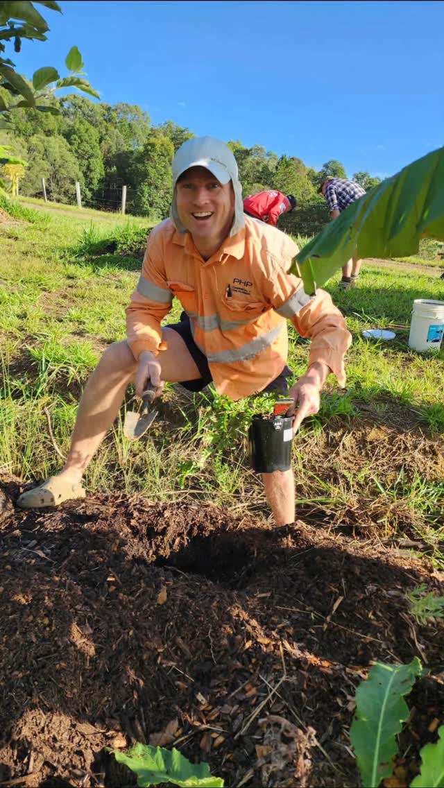 We can't even begin to describe how good it feels to bring a group of veterans together with the shared goal of learning, connecting, and growing.
Our recent Paddock to Plate workshop was nothing short of incredible — filled with laughter, learning, and a whole lot of heart. From permaculture to nutrition, every moment was about empowering wellbeing from the ground up and learning from paddock to plate! 🌱
Big thanks to one of our amazing attendees for capturing these beautiful moments — we are so grateful for these photos that truly captured the highlights of the workshop.
#PaddockToPlate #PermacultureAustralia #NutritionMatters #CommunityHealing #diginhealthco #veteranowned #SunshineCoastEvents #dietitianapproved #willgold #veteranshelpingveterans #rslqld #DiggersRest #permaculture #peoplecare #earthcare #fairshare #theraputichorticulture