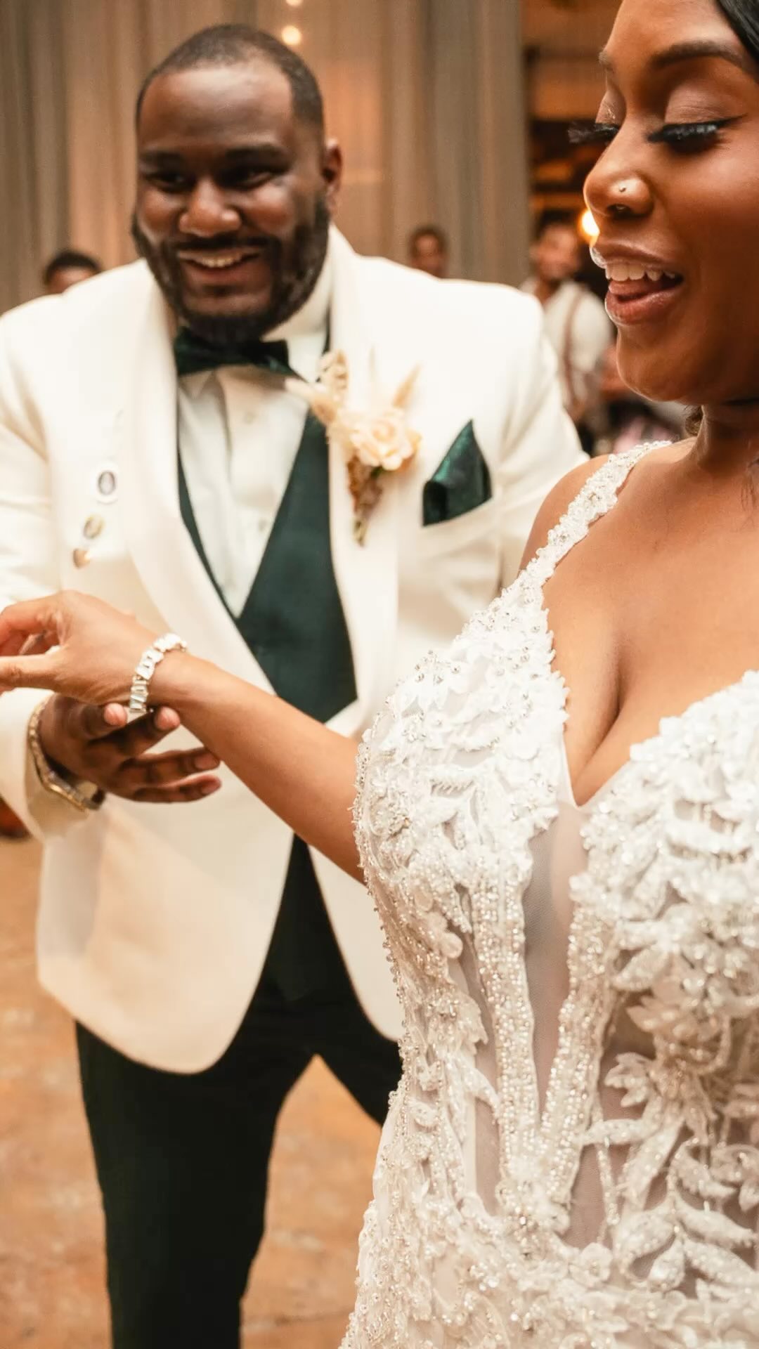 Courtney and Tim had such a fun wedding day and it was so beautiful.
Photo and Musician: @cullenaryarts_
Venue: @thestaveroom
Wedding Planning and Design: @weddingsbyepic
Chalk Artist: @fiorillicalligraphy
Hair: @royalhairsalon__
Makeup: @lexedup
Cake: @kupcakerie
Caterer: @proofthepudding
Photo Booth: @shutterboothatl
Live Painter: @artbydianne
DJ: @djdon_ge
Dance Floor Wrap: @wrapcityvinyl