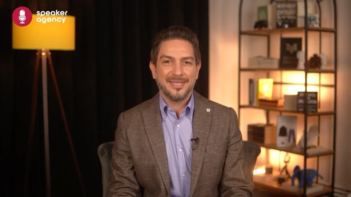 Yeni yıla yeniliklerle başlamak için @speakeragency'deki konuşma başlıklarımı güncelledim ve harika bir ekiple birlikte konuşma konularından küçük kesitlerin yer aldığı videolar hazırladık.
Eğitim, teknoloji, dijital dönüşüm, sosyal fayda ve gelecek üzerine kafa yoranların ilgisini çekebileceğini düşünerek göz atmalarını öneririm.
https://www.speakeragency.com.tr/konusmacilar/alp-koksal (Link profilde)
#eğitim #egitim #teknoloji #dijitaldönüşüm #dijitaldonusum #teknoloji #sosyalfayda #onlineeğitim #oyunlaştırma #eğitimingeleceği #geleceğineğitimi #gelecek #eğitimdedijitaldönüşüm #eğitimteknolojileri #edtech #gamification #elearning #edu #egt #education #onlinelearning #speakeragency #konuşma #konuşmacı #alpköksal #alpkoksal #khanacademy #khanacademyturkce #khanacademytürkçe