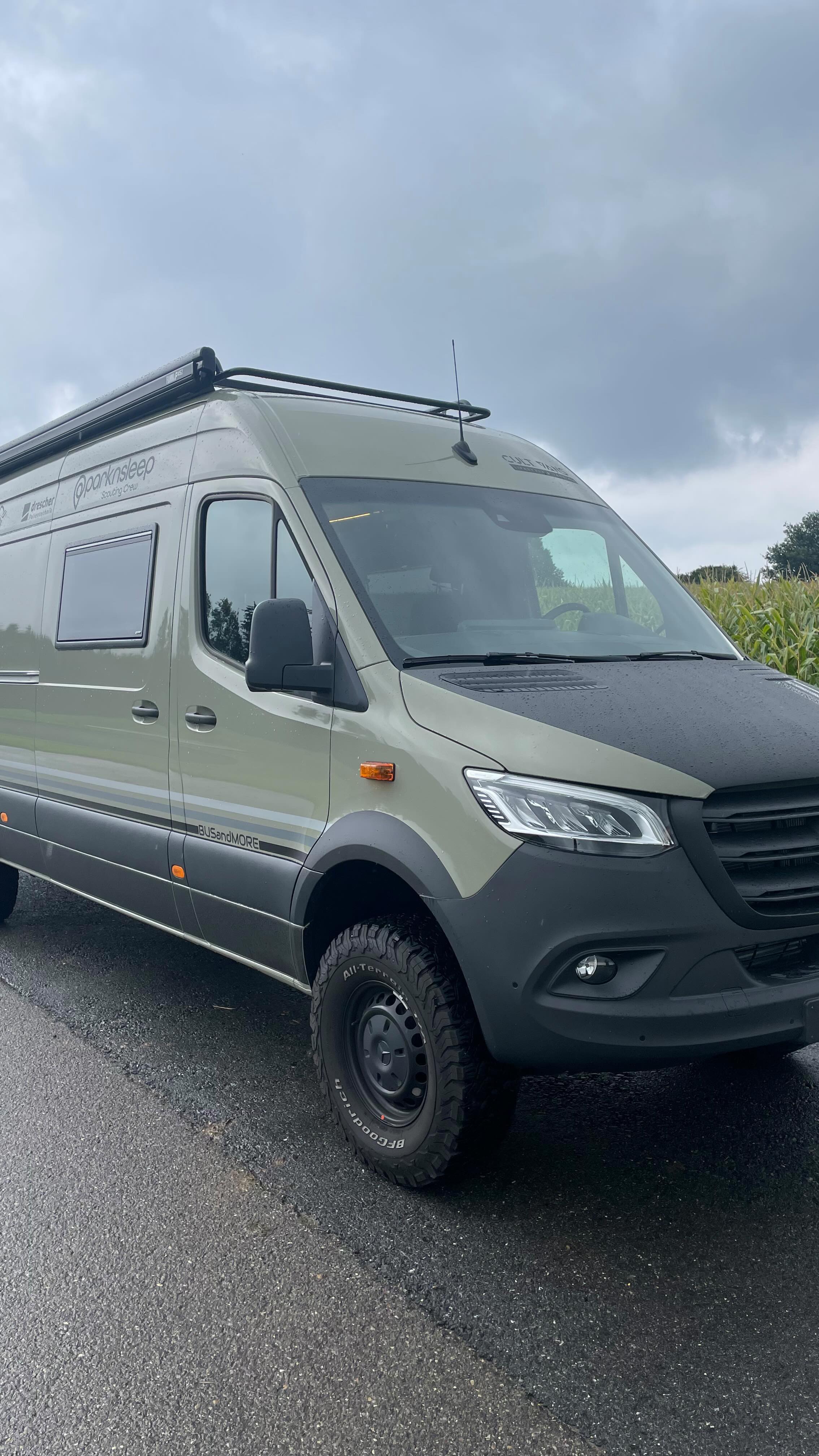 have funn with your new toy!🤙🏽
the conversion was a blast🛠😎
#sprinter4x4 #offroad #adventure #vanlife #camperlife #swissmade #handmade #mercedes #sprinter #4x4